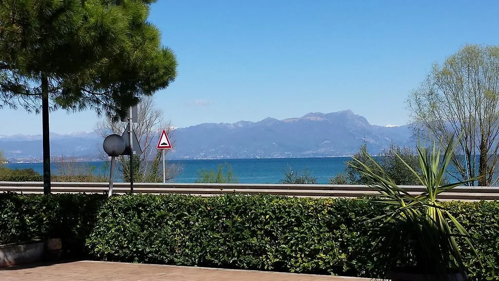 بسكييرا ديل غاردا Hotel Belvedere بسكييرا ديل غاردا