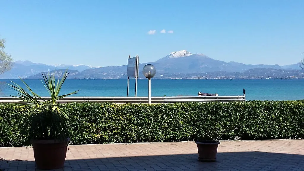 بسكييرا ديل غاردا Hotel Belvedere