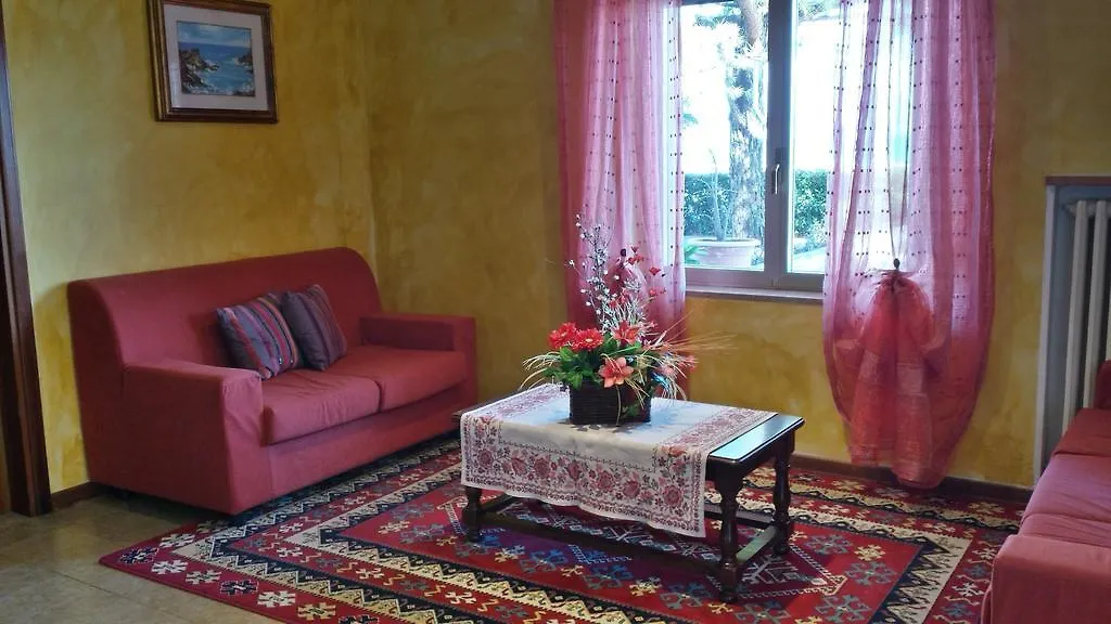 بسكييرا ديل غاردا Hotel Belvedere